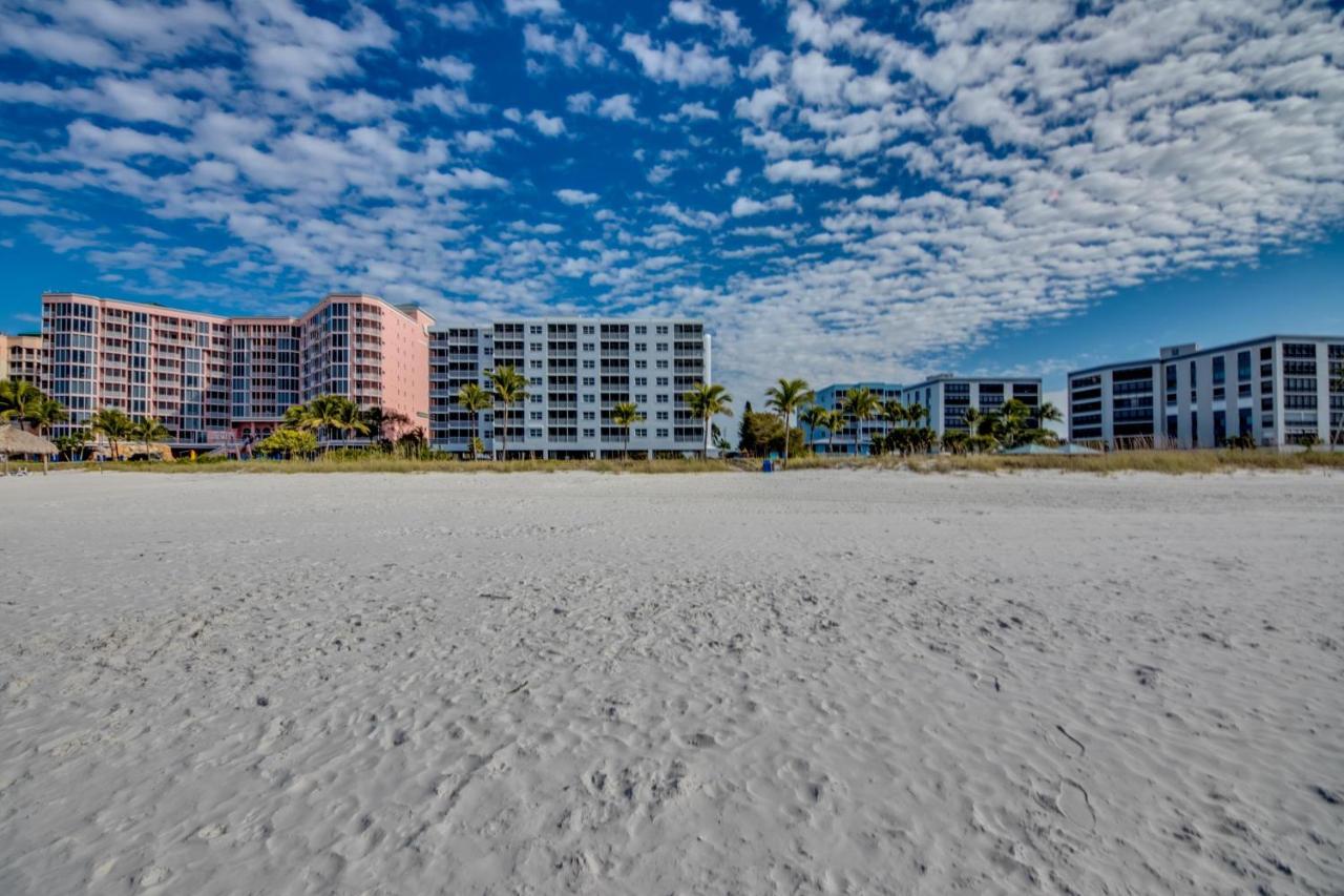Beach Villas 101 Fort Myers Beach Exterior photo